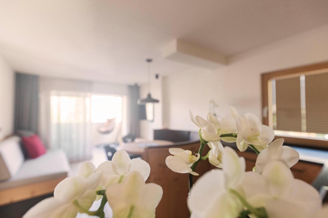 Wanderhotel Teiserhof Funes  Esterno foto