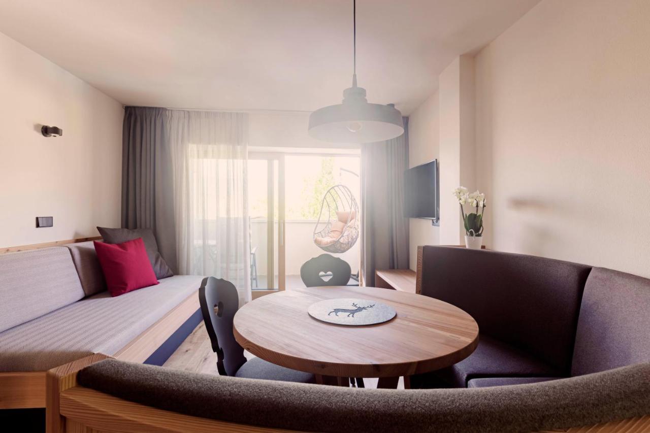 Wanderhotel Teiserhof Funes  Esterno foto