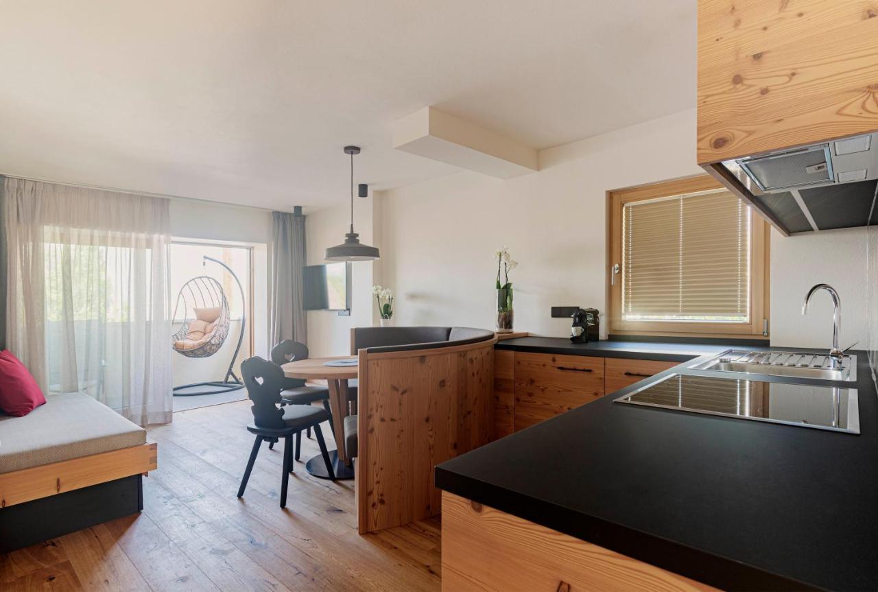 Wanderhotel Teiserhof Funes  Esterno foto